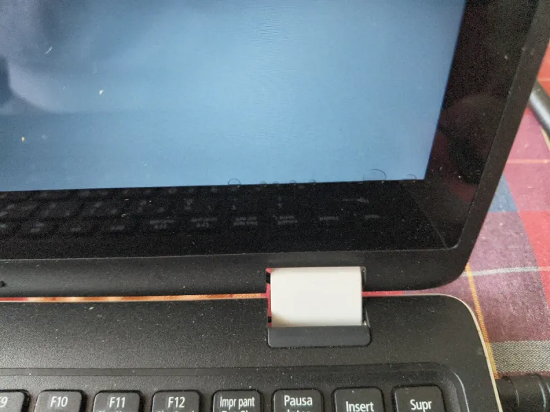 Portátil Acer R3 Windows 10 afbeelding 5