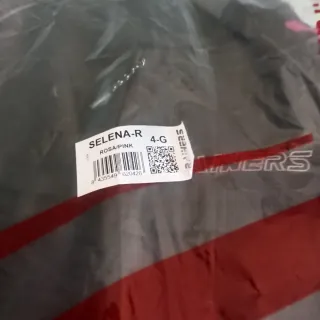 Chaqueta motera Raiders negra y rosa. Sin estrenar