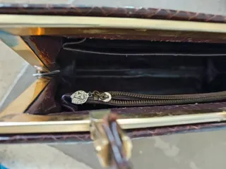 Bolso piel serpiente marrón y dorado