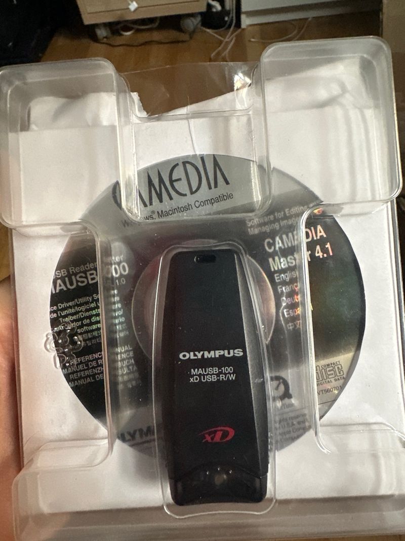 Lector Tarjetas Olympus MAUSB-100 XD afbeelding 2