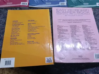 Lote 5 libros piano estudio de piano en  ingles