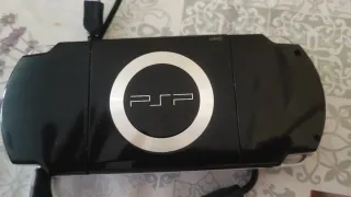 Sony PSP 2024 Nero + Custodia e Accessori