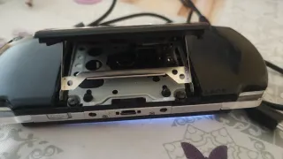 Sony PSP 2024 Nero + Custodia e Accessori