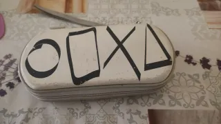 Sony PSP 2024 Nero + Custodia e Accessori