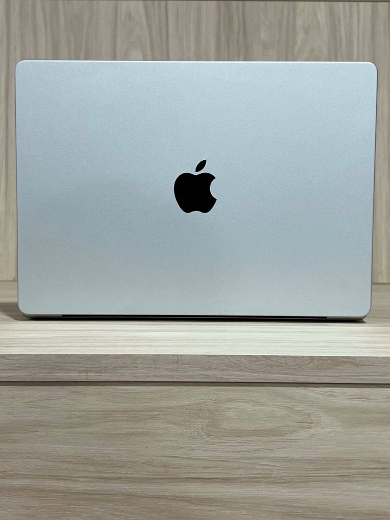 MacBook Pro 14 M4 Pro 24/512 Gris afbeelding 2