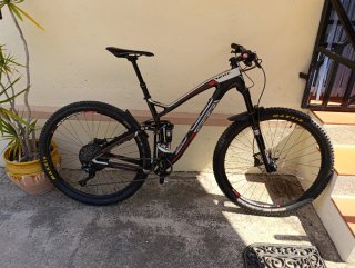 Bicicleta 29 carbono BTT doble Suspensión