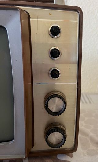 ANTIGUA TELEVISIÓN ASKAR