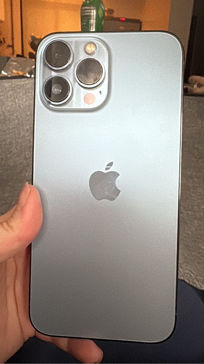 iPhone 13 Pro Max 128GB 83% Batería