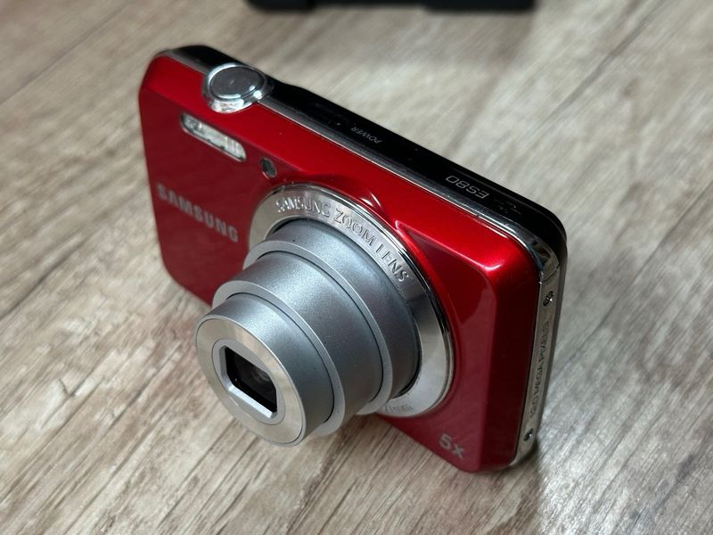 Cámara Digital Samsung ES80 Roja afbeelding 4