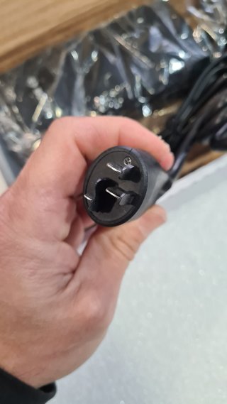 Cargador Compacto Bosch eBike 100-240V