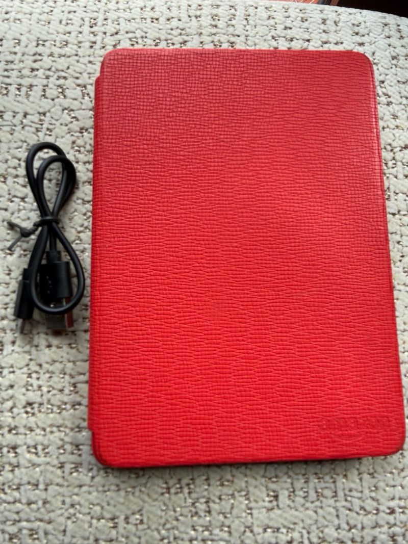 Kindle Paperwhite 10ª Gen + funda + cable + libros afbeelding 9