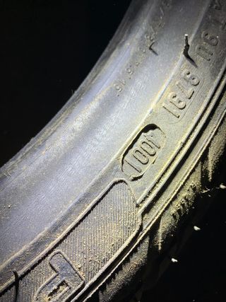 2 Neumáticos Pirelli P7000 225/35 ZR17 82Y