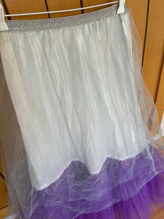 Falda larga tul blanco y morado