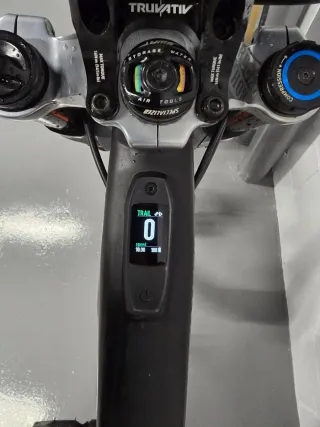 Specialized KENEVO EXPERT 2024