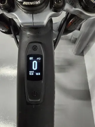 Specialized KENEVO EXPERT 2024