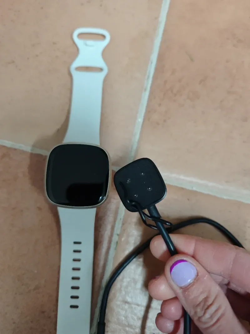 Fitbit Versa 3 Plata y Blanco afbeelding 5