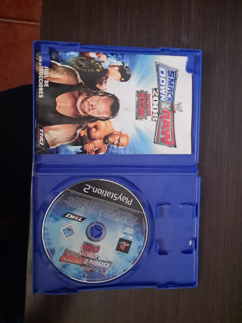 PlayStation 2 Smackdown vs Raw 2008 afbeelding 2