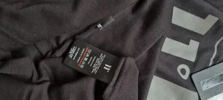 Camiseta Eleven Degrees Talla M Negra