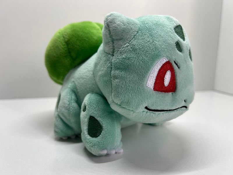Peluche Bulbasaur Importado de Japón - 15x10cm