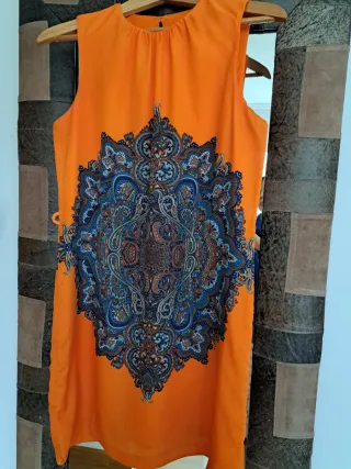 Vestido/Camisola Naranja con Estampado