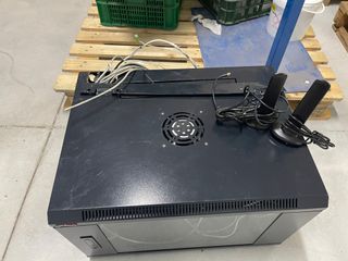 Router profesional AR651W 4G LTE + Rack + Switch