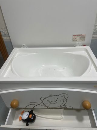 Armario bañera para bebé