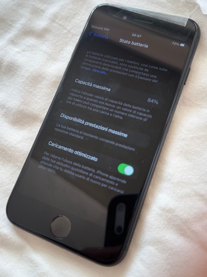 iPhone 7 Negro 32gb funcional sin bloqueo iCloud afbeelding 4
