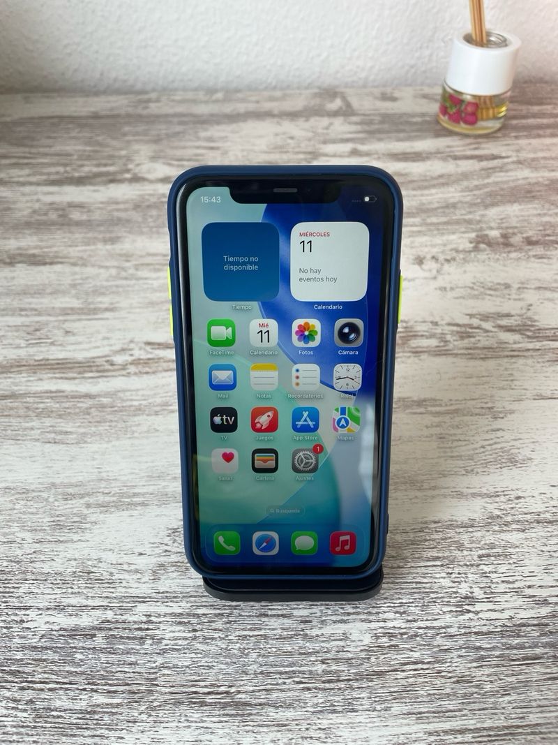 iPhone 11 128GB + Accesorios afbeelding 8