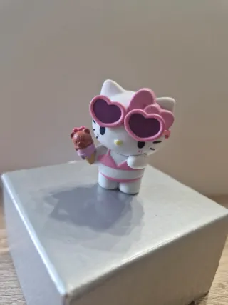 Hello Kitty verano gashapon