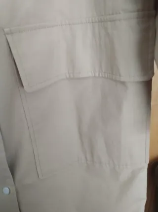 Gabardina larga beige y marrón