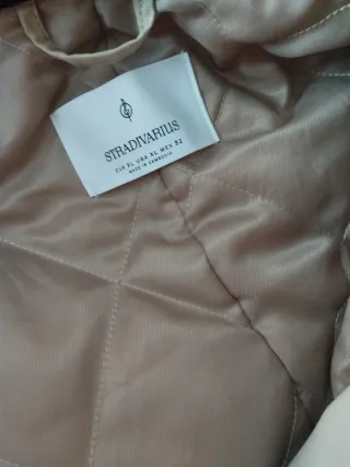 Gabardina larga beige y marrón