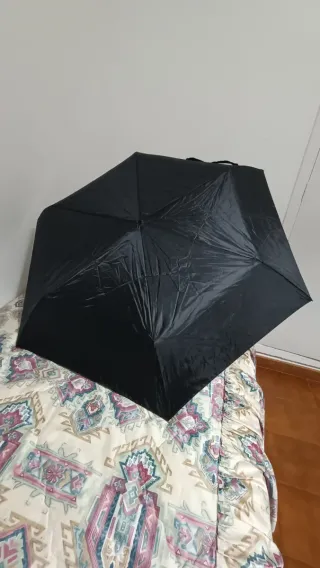 Paraguas H&M Negro Plegable