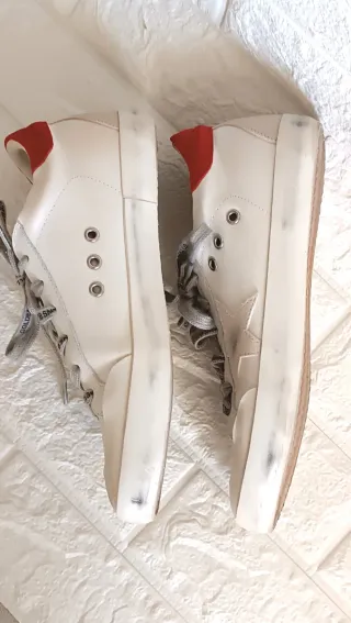 Sneakers Blancas con Estrella