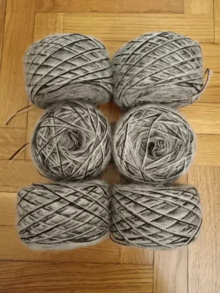 6 gomitoli filato misto mohair 480 g.