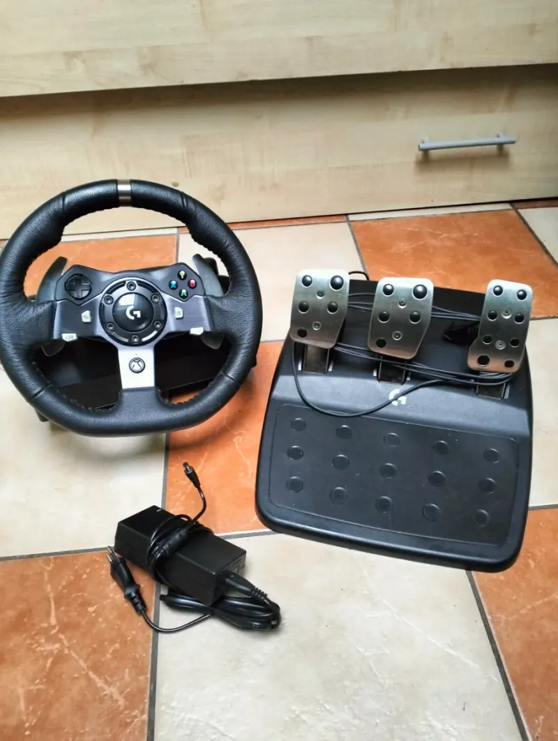 Volante y Pedalera Logitech G920 (PC, Xbox)