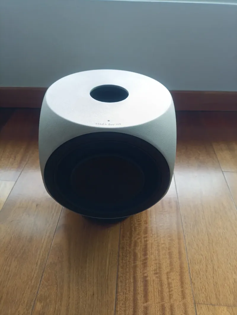 Altavoz Bang & Olufsen Beolab 2