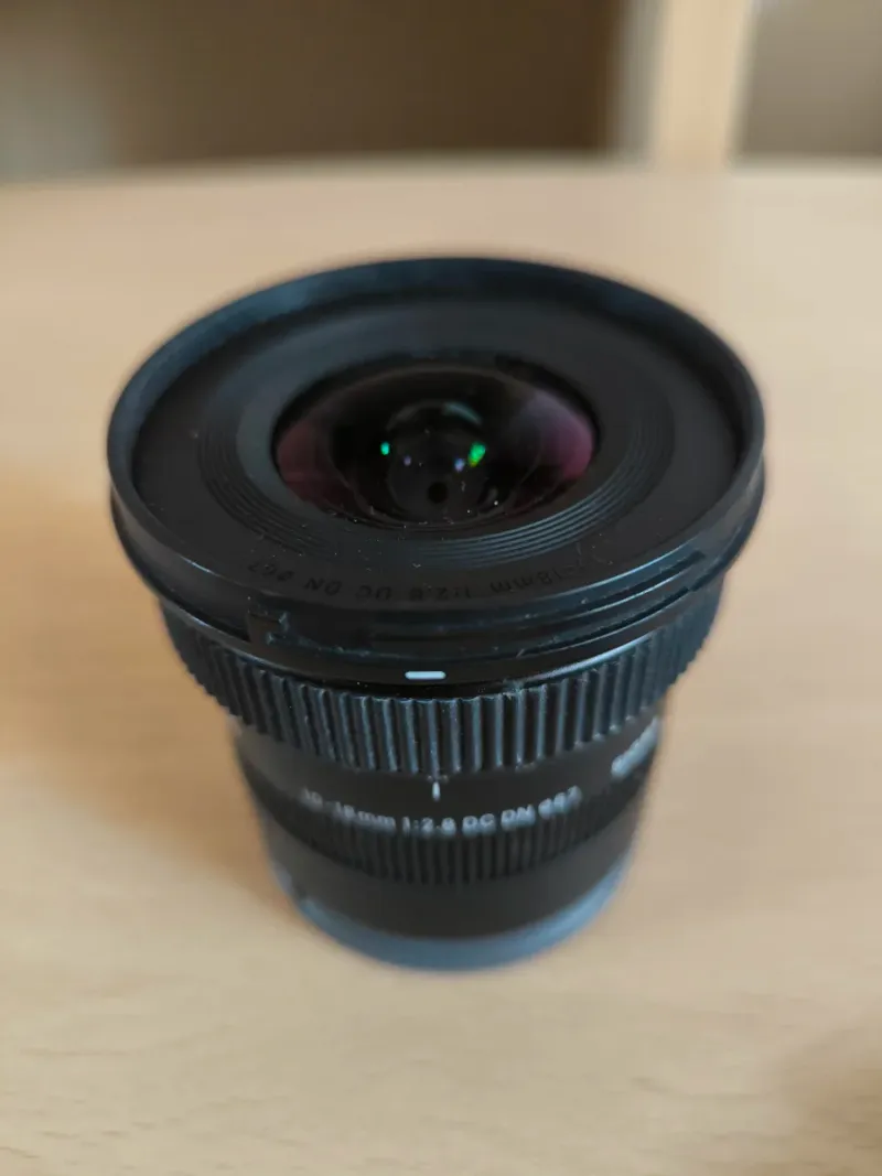 Sigma 10-18mm 1:2.8 DC DN 67mm afbeelding 2