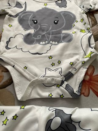 Conjunto bebé elefante y estrellas