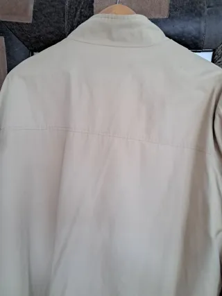 Cazadora impermeable caballero beige