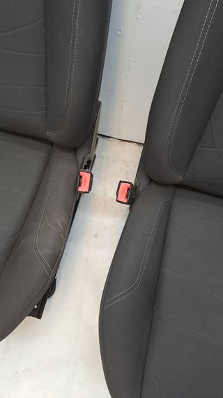 JUEGO ASIENTOS COMPLETO KIA VENGA