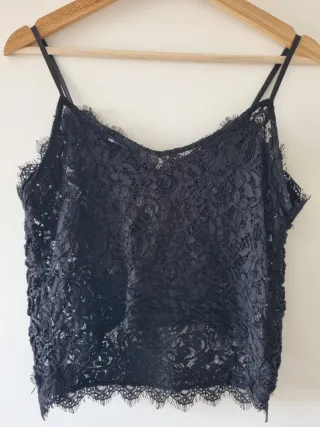 Top encaje Zara negro