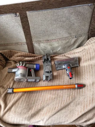 Dyson V8 Absolute aspirador