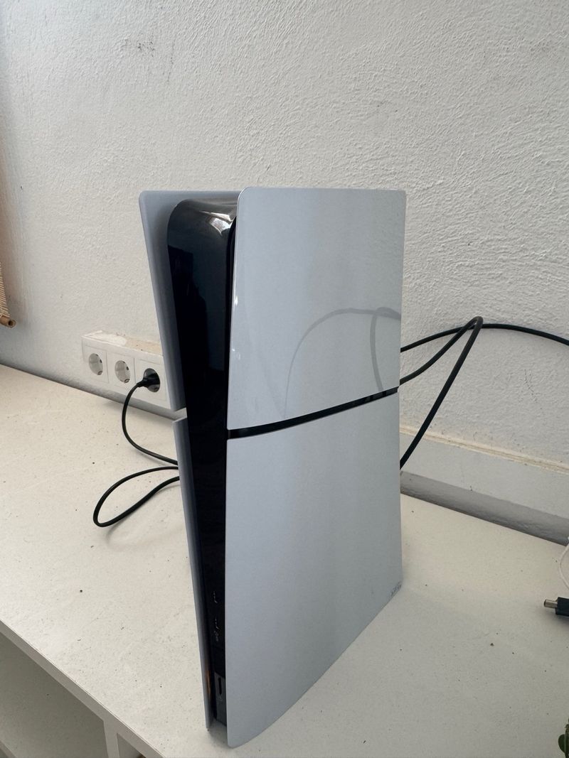 Playstation 5 Digital Blanca 1TB afbeelding 2