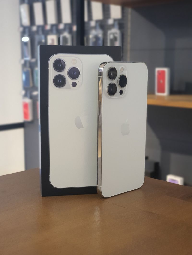 IPHONE 13 PRO MAX 1TB PLATA BATERIA 100% afbeelding 3