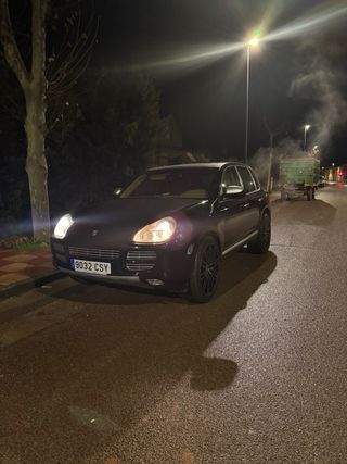 Porsche Cayenne Negro