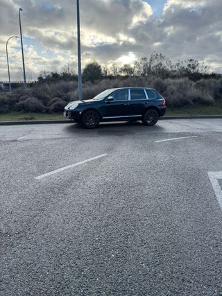 Porsche Cayenne Negro