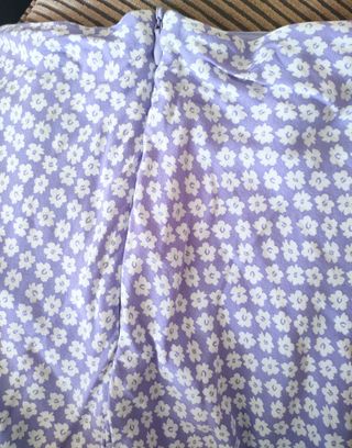 Falda H&M Divided floral morada