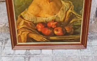 Cuadro mujer con granadas