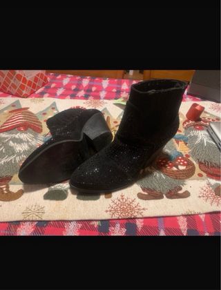 Stivaletti neri con strass