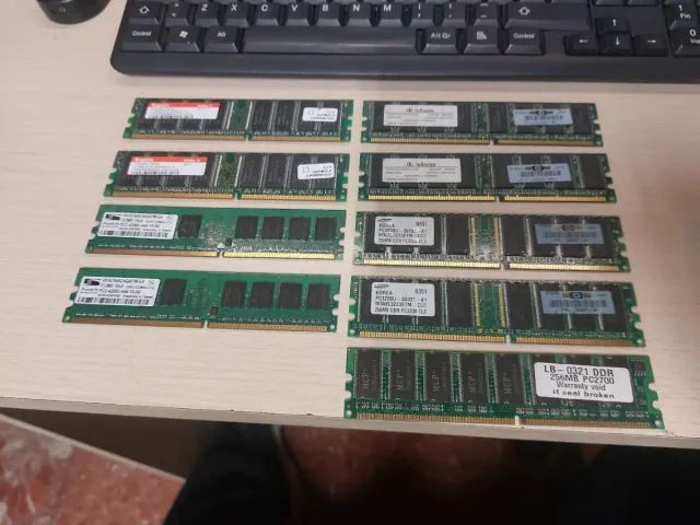 Tarjetas Memoria RAM DDR